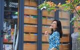 Phụ nữ Công an Hà Nội thướt tha áo dài xuống phố trong ngày 8-3